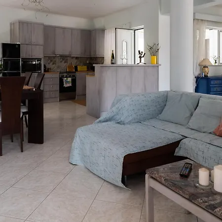 Cozy Grand In *